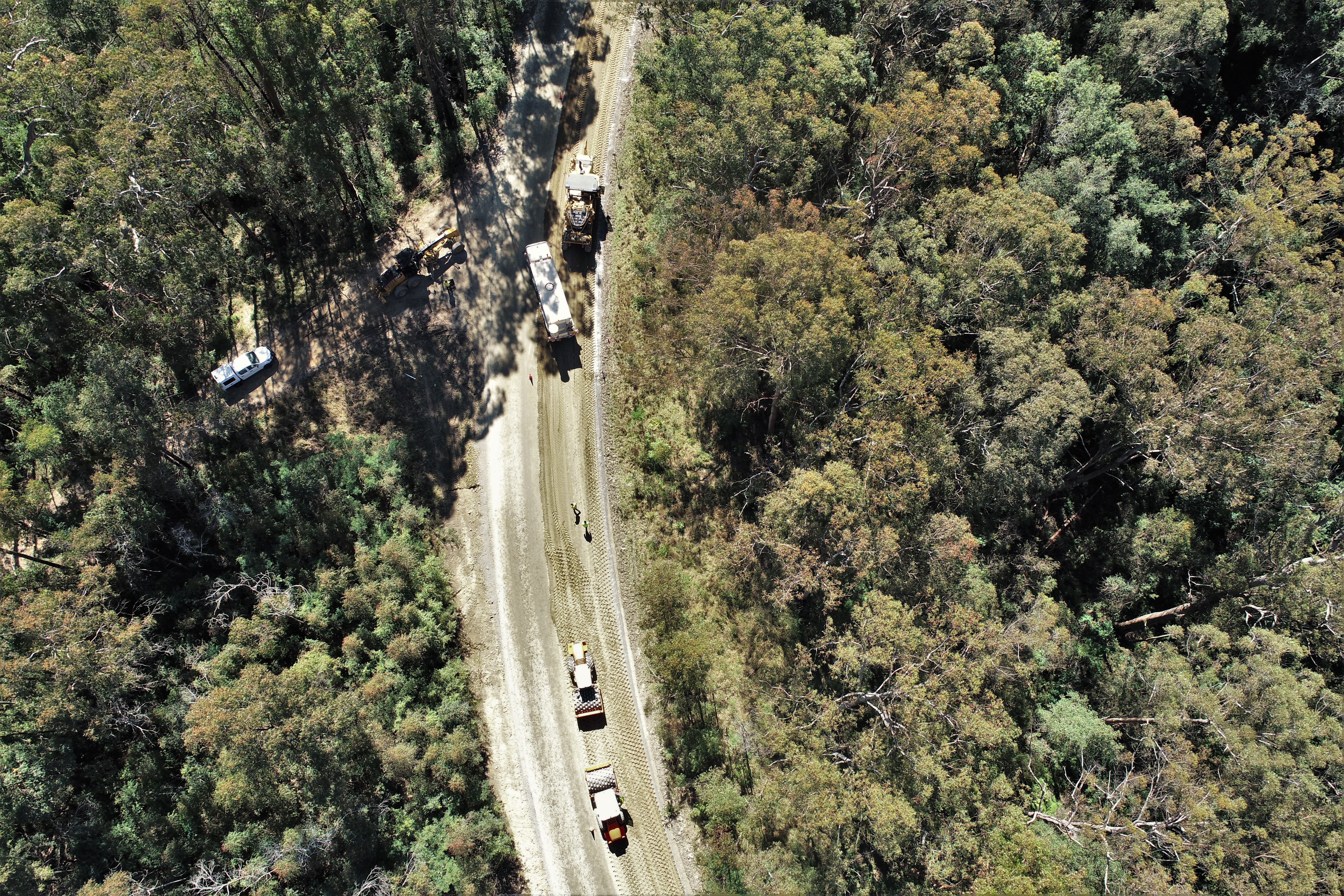 Armidale Road Clouds Creek2.JPG