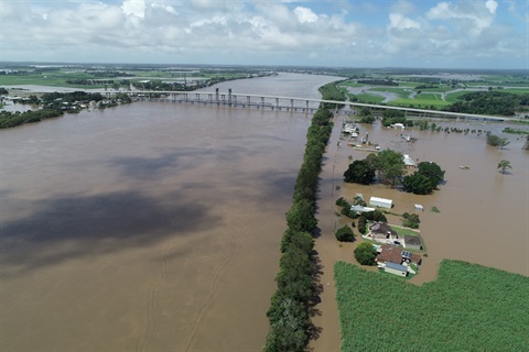 Yamba Rd Flood1.jpg